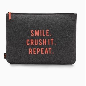 Stella & Dot pouch